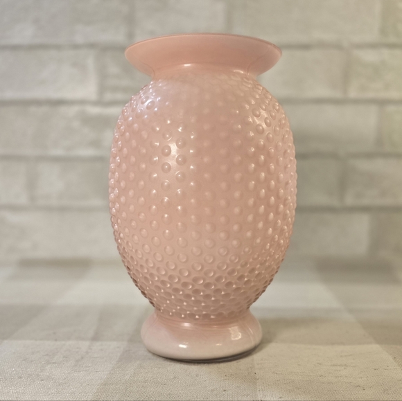 Fenton Hobnail Pastel Light Pink Approx. 9" Glass Vase w/ White Rim - Picture 11 of 11